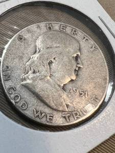 lot 37 image: 1951-S US FRANKLIN HALF DOLLAR