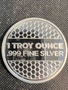 lot 40 image: 1 TROY OZ .999 FINE SILVER 9 FINE MINT ROUND