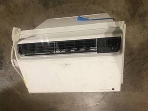 lot 8 image: LG 23,500 BTU Dual Inverter Smart Window Air Conditioner Cools 1,440 Sq. Ft. with Remote, Wi-Fi Enabled Customer Returns See Pictures