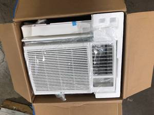 lot 15 image: LG 12,000 BTU 230208-Volt Window Air Conditioner LW1221HRSM Cools 550 Sq. Ft. with Cool and Heat, Wi-Fi Enabled Customer Returns See Pictures