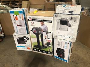 lot 31 image: Lot of Assorted Mailboxes Various Models and Conditions  Customer Returns See Pictures