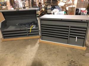 Husky 56 in. W x 22 in. D Heavy Duty 18-Drawer Combination Rolling Tool Chest and Top Tool Cabinet Set in Matte Gray   Customer Returns See Pictures