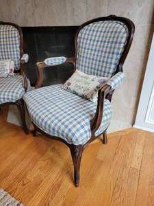 lot 29 image: Louis XVI French Bergere Chairs