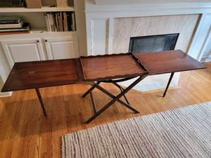 lot 9 image: Unfolding Campaign Style Tray Table & Buffet