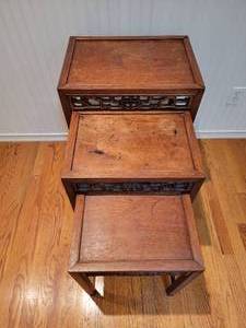lot 42 image: Vintage Oriental Nesting Table