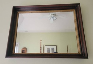 lot 102 image: Elegant Carved Wall Mirror