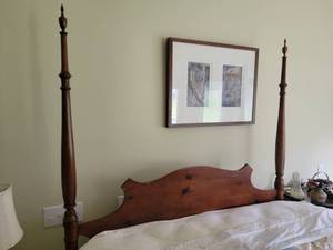 lot 97 image: Brilliant Carved Post Bed Set