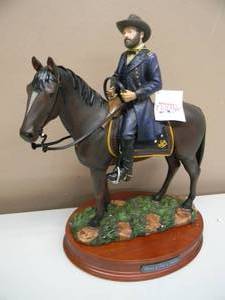 lot 1 image: GRANT ON HORSE 1st LIMITED EDITION 103 OF 120 HANDCRAFTED By VANMARK WCOA  - GREAT LEADERS OF THE CIVAL WAR SCULPTURES - IN BOX - FANTASTIC PIECES  - SEE PICTURES