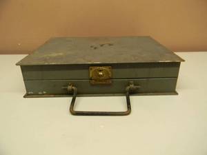 lot 44 image: VINTAGE METAL PORTABLE FILE HOLDER  STASH BOX - VERY COOL PIECE - APPROX 11L 3H 13W - SEE PICTURES