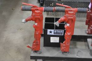 Chicago 35# Pneumatic Breakers