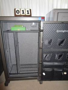 lot 11 image: Remington Express 44 Gun Safe