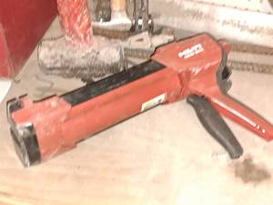 lot 114 image: Hilti HDM 500 Manual Anchor Adhesive Dispenser