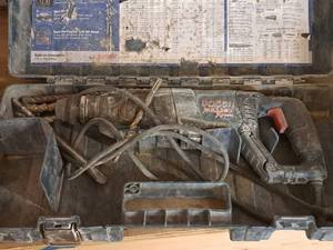 lot 126 image: Bosch Bulldog Xtreme Hammer Drill with Plastic Carry Case