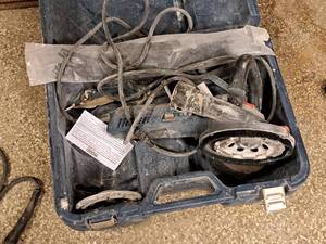lot 131 image: Bosch 5 GrinderSander CSG15 with Plastic Carry Case