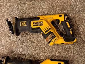 lot 135 image: DeWalt Variable Speed 20V Reciprocating Saw DCS367