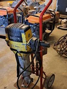 lot 59 image: 2016 Bosch Boschhammer Jackhammer 3611COA010 with Cart and (4) Four Chisels Bits - Moil Point Breaker, Scoop Shovel, Bushing Tool, Breaker