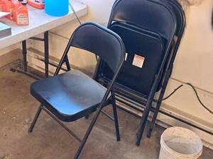 lot 216 image: Lot of (4) Metal Folding Chairs