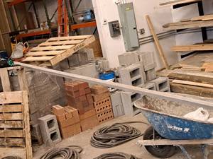 lot 99 image: Kraft Tool Co 192 Magnesium Concrete Screed