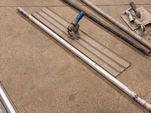 lot 229 image: Concrete Float with Extension Pole