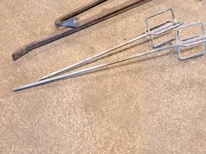 lot 244 image: Lot of (2) Mixing Rods