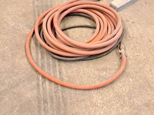 lot 252 image: 1 Water Hose