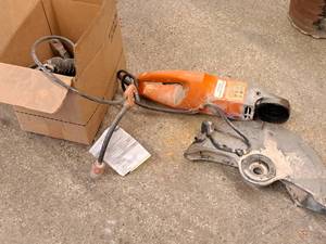 lot 251 image: Husqvarna Wet Saw Parts K 3000