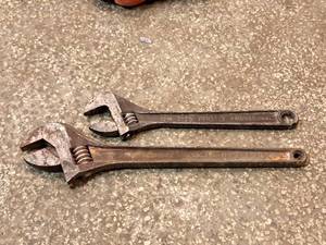 lot 308 image: Lot of (2) 12,16 Adjustable Wrenches