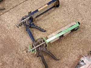 lot 318 image: Lot of (2) Sealant Guns