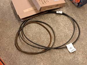 lot 330 image: Lot of (6) Engine Belts