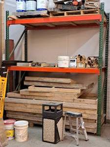 lot 17 image: Pallet Racking - 10 Uprights (x2), 8 Cross Beams (x4)