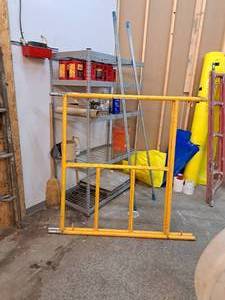 lot 24 image: Haulotte (2) Scaffolding Uprights and (2) Cross Braces