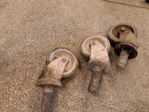 lot 29 image: Lot of (3) Scaffolding Wheels