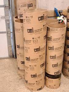 lot 371 image: Lot of (5) 12 Concrete Column Forms