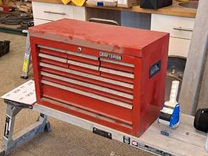 lot 40 image: Craftsman Tool Box 9-drawer