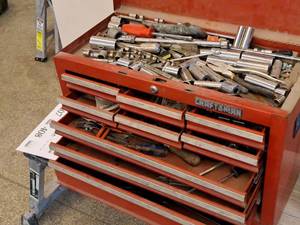 lot 40A image: Hand Tools - Ratchets, Sockets, Wrenches, Allen Wrenches, Screwdrivers, Pliers, Misc. Tools and Hardware