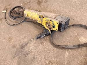 lot 38B image: Bosch Jackhammer (for parts only)