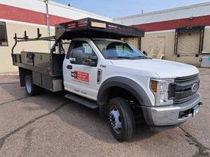 lot 1 image: 2018 Ford F550 XL 2-Door Work Truck