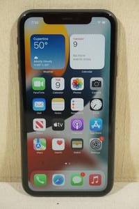 lot 203 image: Apple iPhone 11 64 GB Black Verizon