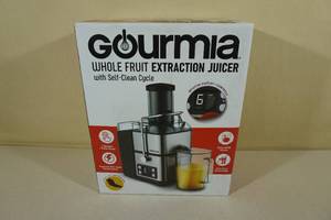 lot 9 image: Gourmia Whole Fruit Extraction Juicer with Self Clean Cycle