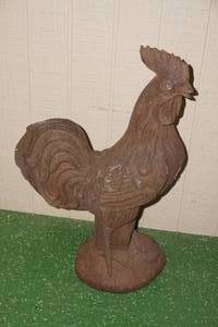 lot 121 image: Antique Cast Iron Rooster