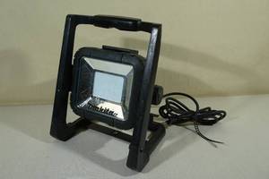 lot 179 image: Makita Corded and Cordless LED Worklight