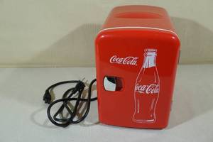 lot 180 image: Coca-Cola 6-Pack Can Refrigerator
