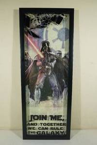 lot 187 image: Star Wars Glass Framed Picture