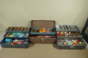 lot 257 image: 3 Vintage Tackle Boxes with Assorted Tackle