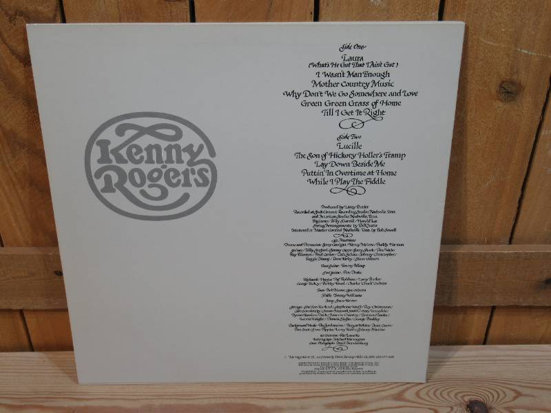 lot 94 image: Kenny Rogers - Kenny Rogers - 1977 - Vinyl Record