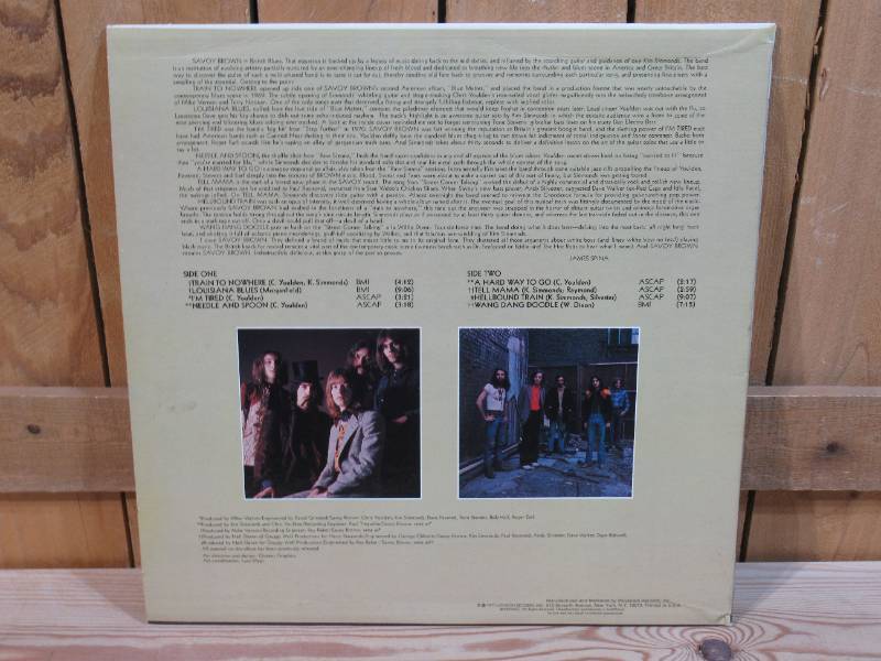 lot 86 image: Savoy Brown - The Best of Savoy Brown - 1977 - Vinyl Record