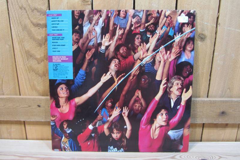 lot 337 image: Richard Simmons - Reach - 1982 - Vinyl Record