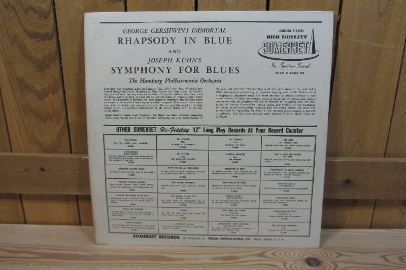 lot 355 image: The Hamburg Philharmonia Orchesta - George Gershwins Immortal Rhapsody in Blue & Joseph Kuhns Symphony for Blues - 1958 - Vinyl Record