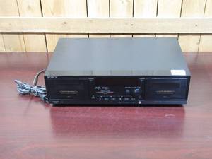lot 139 image: Sony Stereo Cassette Deck TC-WR590