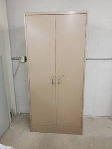 lot 49 image: Steel Storage Cabinet